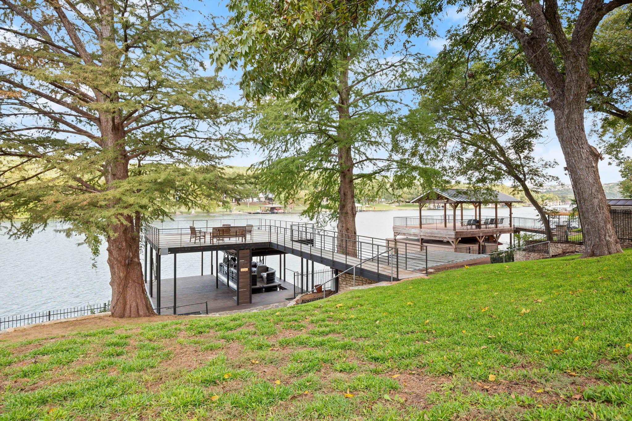 1604 Bruton Springs RD