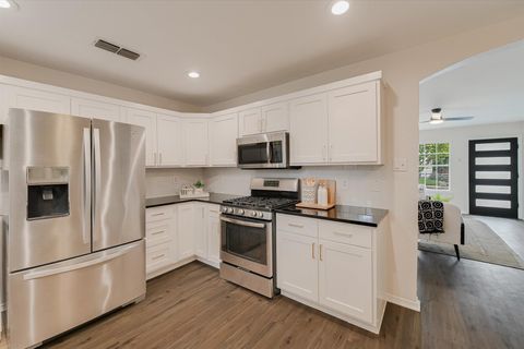 Tiny photo for 114 Havana ST, Austin, TX 78704 (MLS # 6038018)