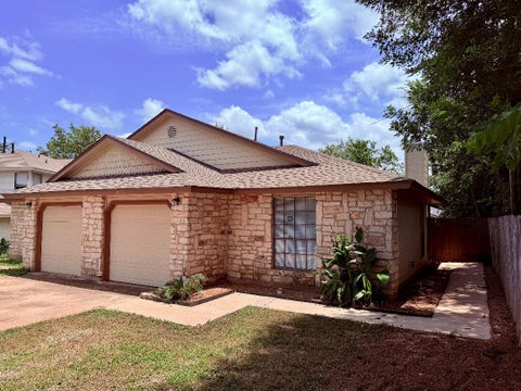 Photo of 405 Parkhill CV, Round Rock, TX 78664 (MLS # 7549886)