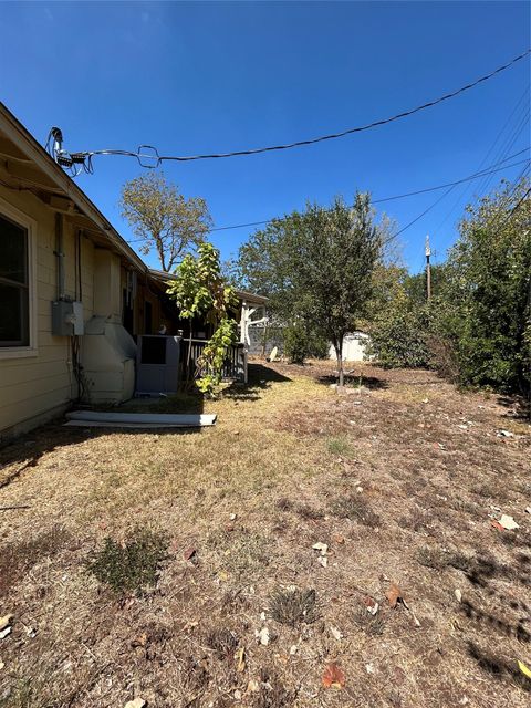 Tiny photo for 4605 Hank Ave, Austin, TX 78745 (MLS # 1258854)