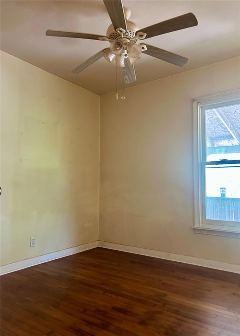 Tiny photo for 4605 Hank Ave, Austin, TX 78745 (MLS # 1258854)