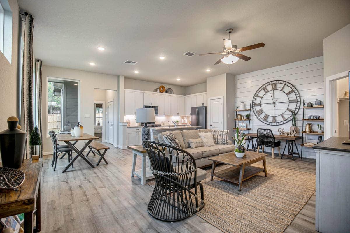 113 Flora Springs CV