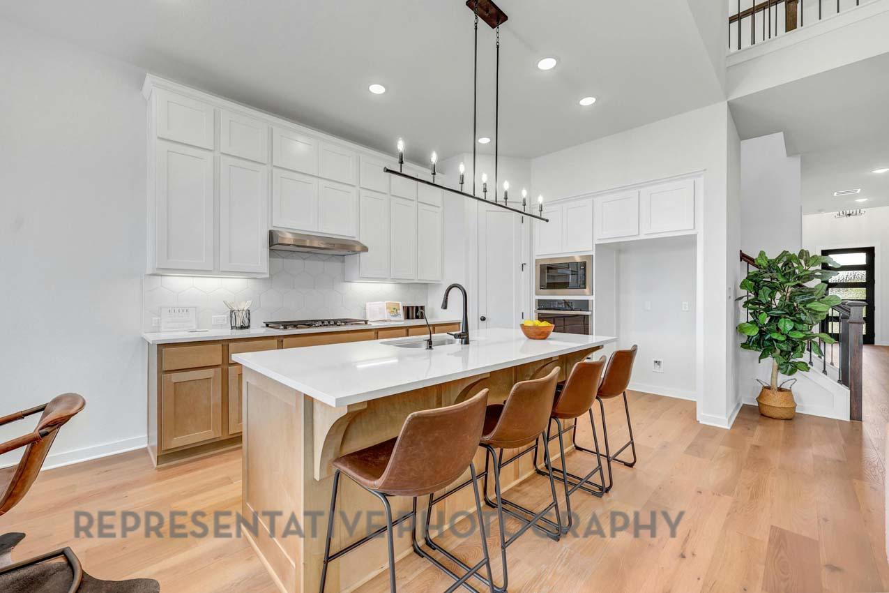 241 Wild Lily TRL
