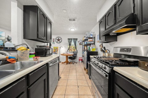 Tiny photo for 2412 E Stassney LN, Austin, TX 78744 (MLS # 1788510)