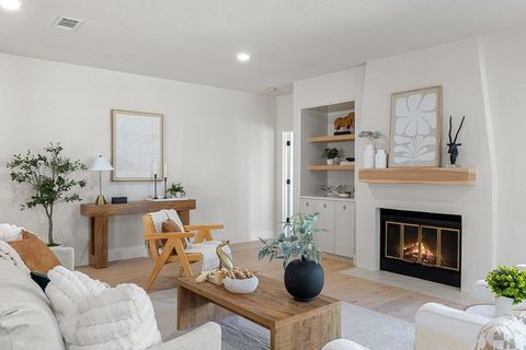 Tiny photo for 1006 Palos Verdes DR, Lakeway, TX 78734 (MLS # 8739808)