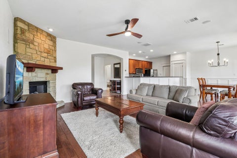 Tiny photo for 6805 Lantern View DR, Jonestown, TX 78645 (MLS # 8879196)