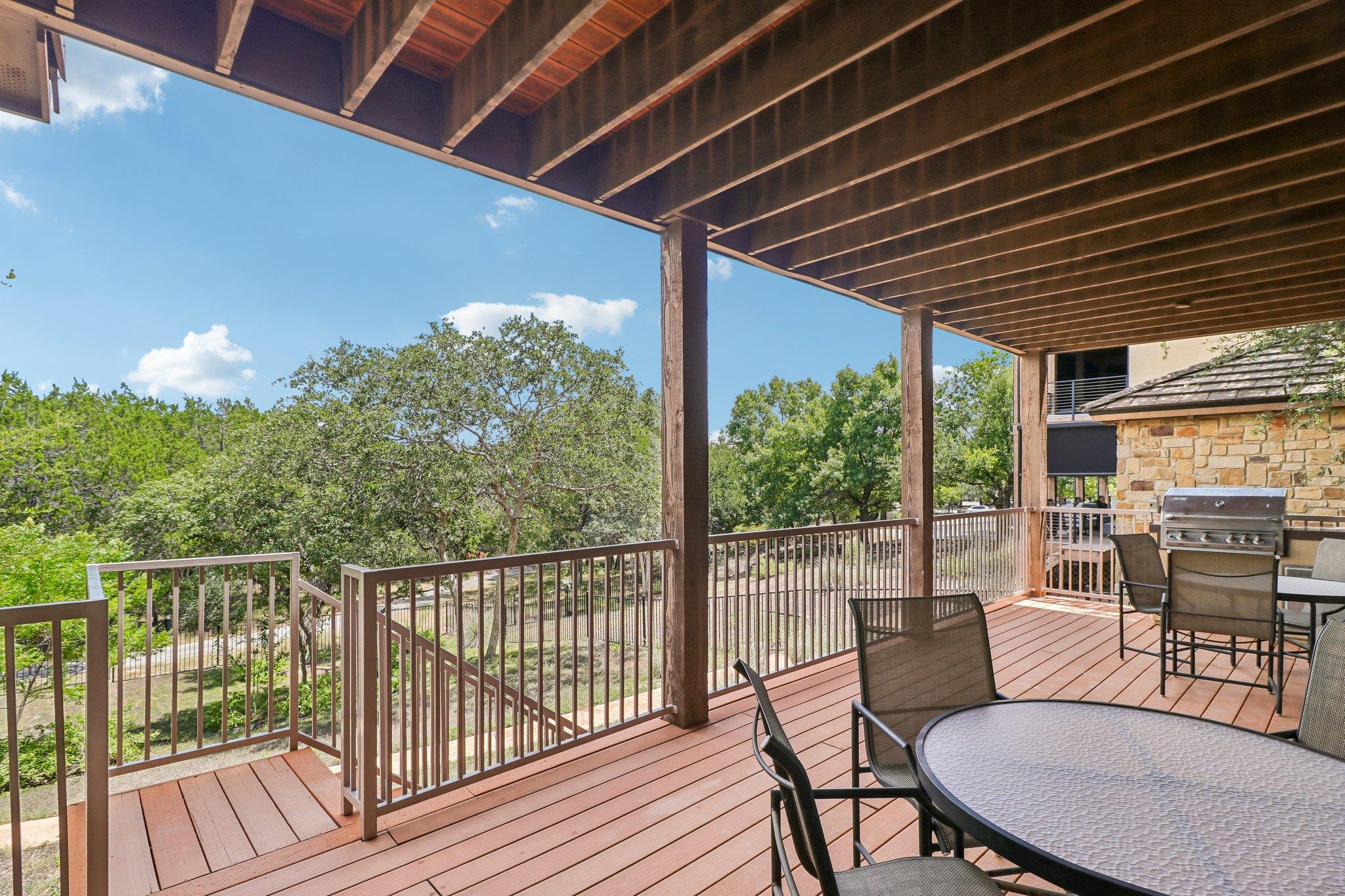 6805 Lantern View DR