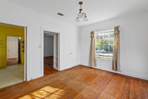 Tiny photo for 810 E 45th ST, Austin, TX 78751 (MLS # 1044916)