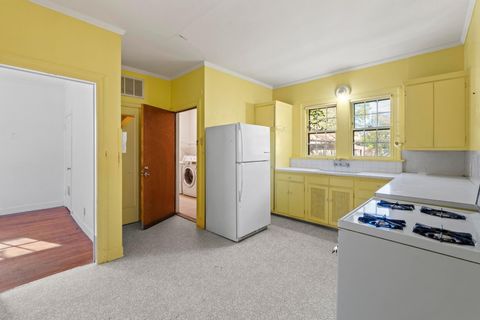Tiny photo for 810 E 45th ST, Austin, TX 78751 (MLS # 1044916)