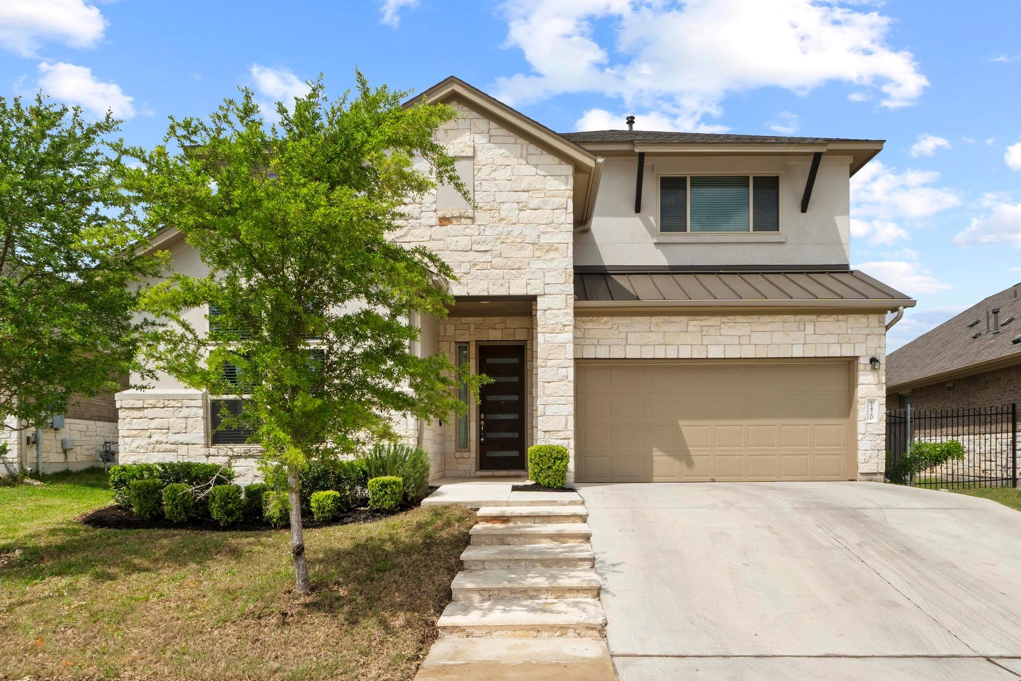 2420 Soprano WAY