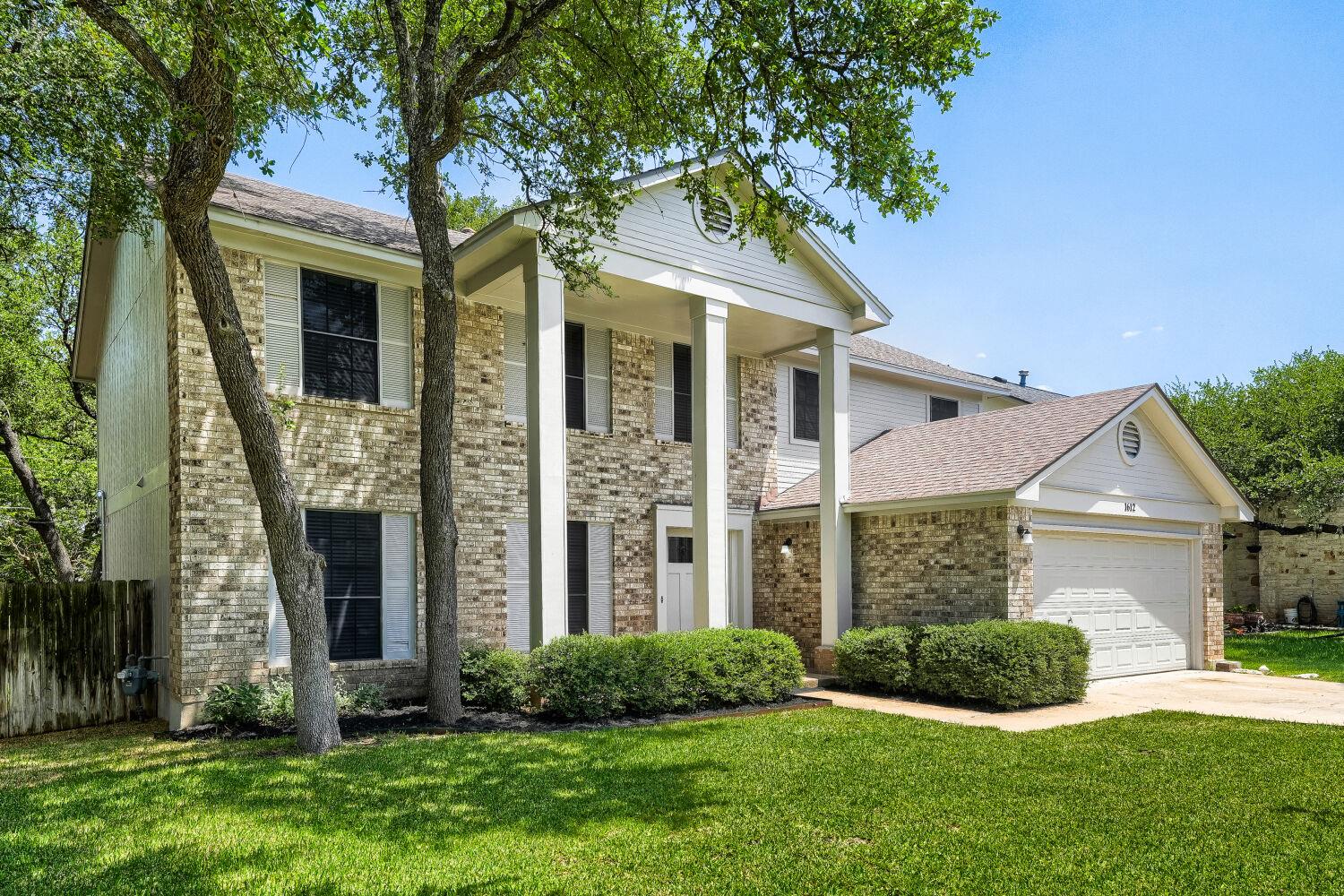 1612 Hermitage DR