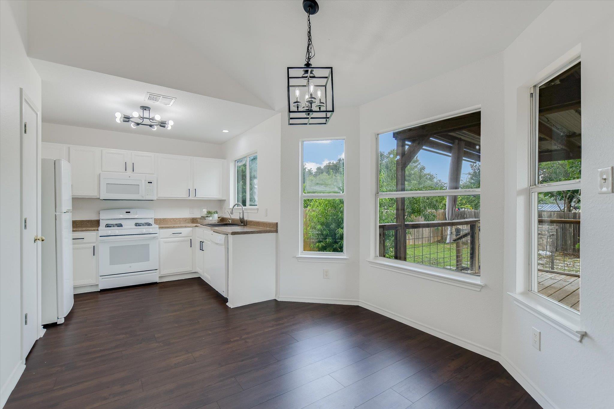 1201 Madrone TRL
