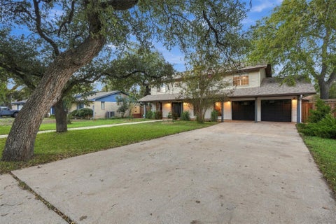 Photo of 11902 Knights BRG, Austin, TX 78759 (MLS # 1142470)