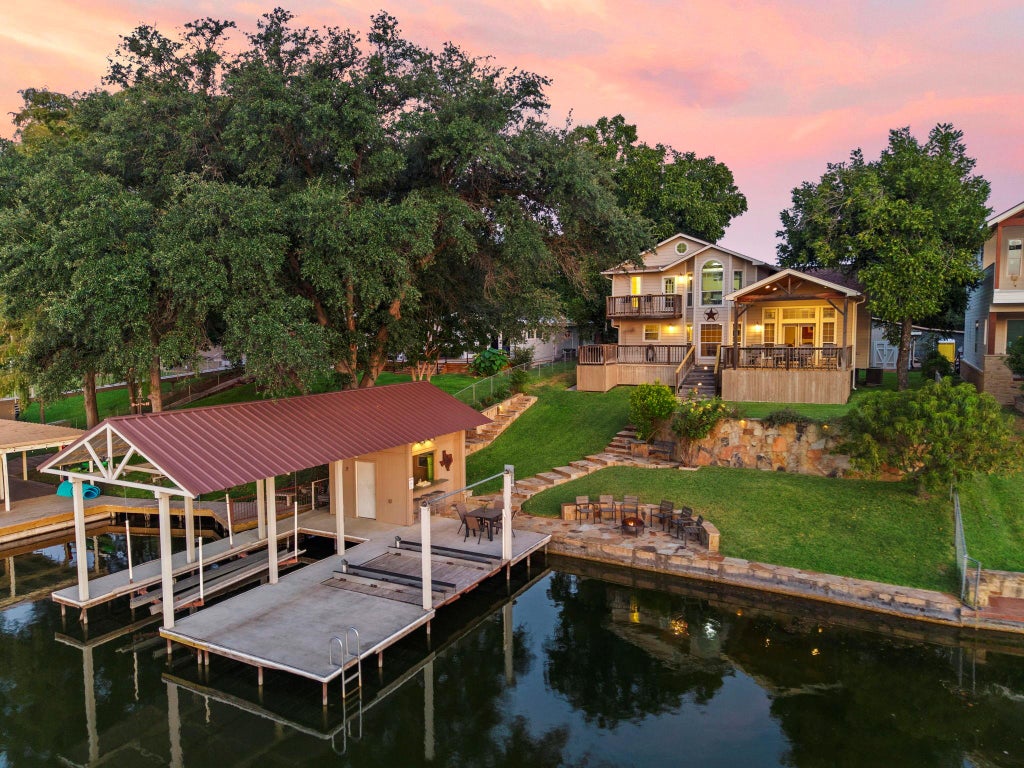 Photo of 1932 Granite Cove RD, Kingsland, TX 78639 (MLS # 5983933)