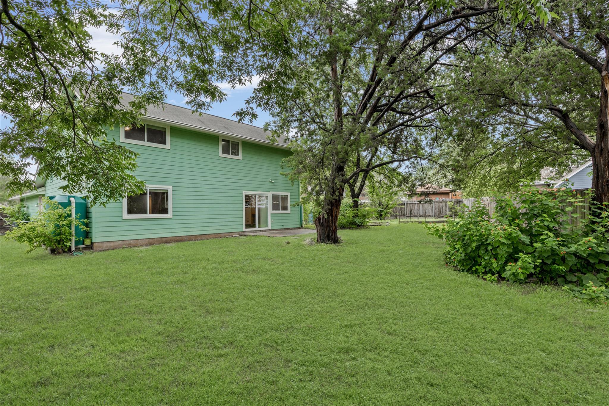 8300 Belclaire CIR