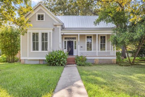 1402 Pecan ST Bastrop TX 78602