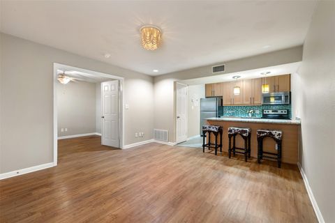 Tiny photo for 7685 Northcross DR #806, Austin, TX 78757 (MLS # 1542640)