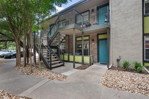 Photo of 7685 Northcross DR #806, Austin, TX 78757 (MLS # 1542640)