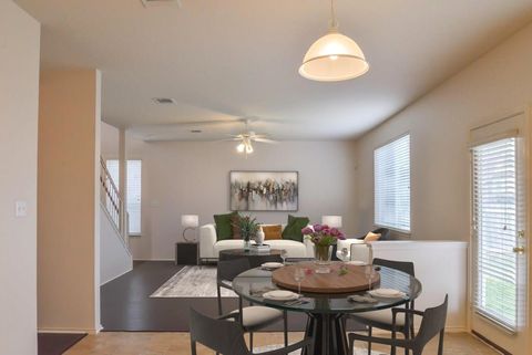 Photo of 520 Fort Thomas PL, Round Rock, TX 78664 (MLS # 3778976)