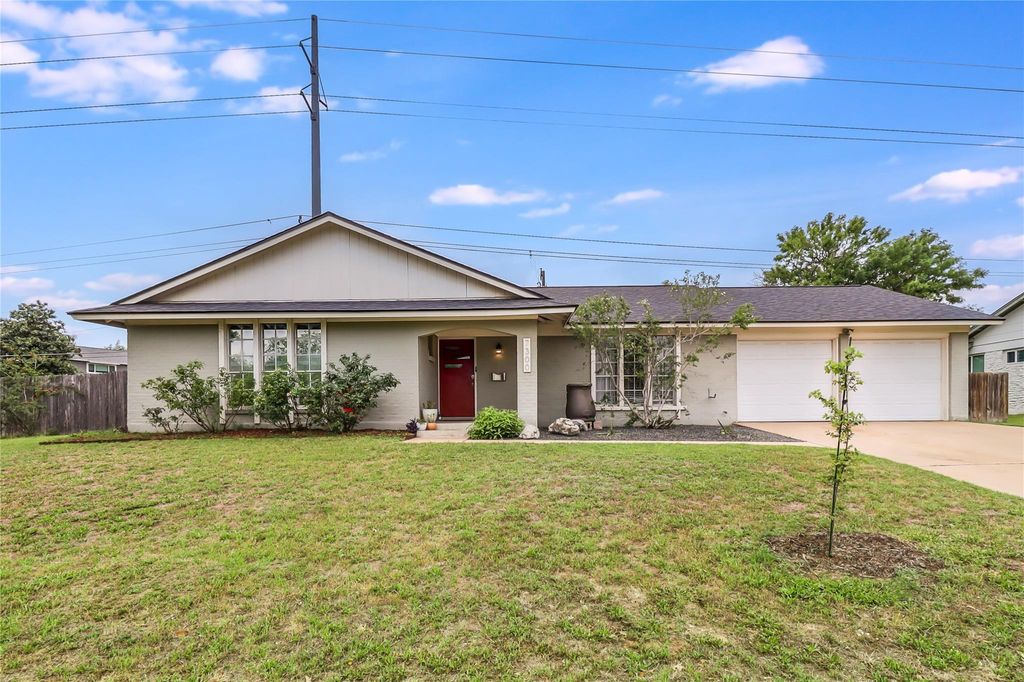 Photo of 7300 Glenhill RD, Austin, TX 78752 (MLS # 8865027)