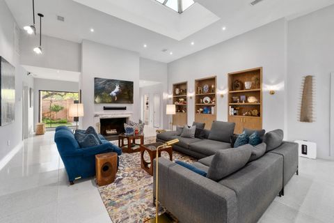 Photo of 2404 Enfield RD, Austin, TX 78703 (MLS # 8116066)