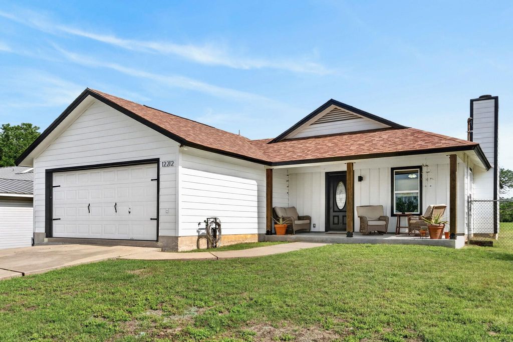 Photo of 12212 Mustang DR, Buda, TX 78610 (MLS # 9021503)