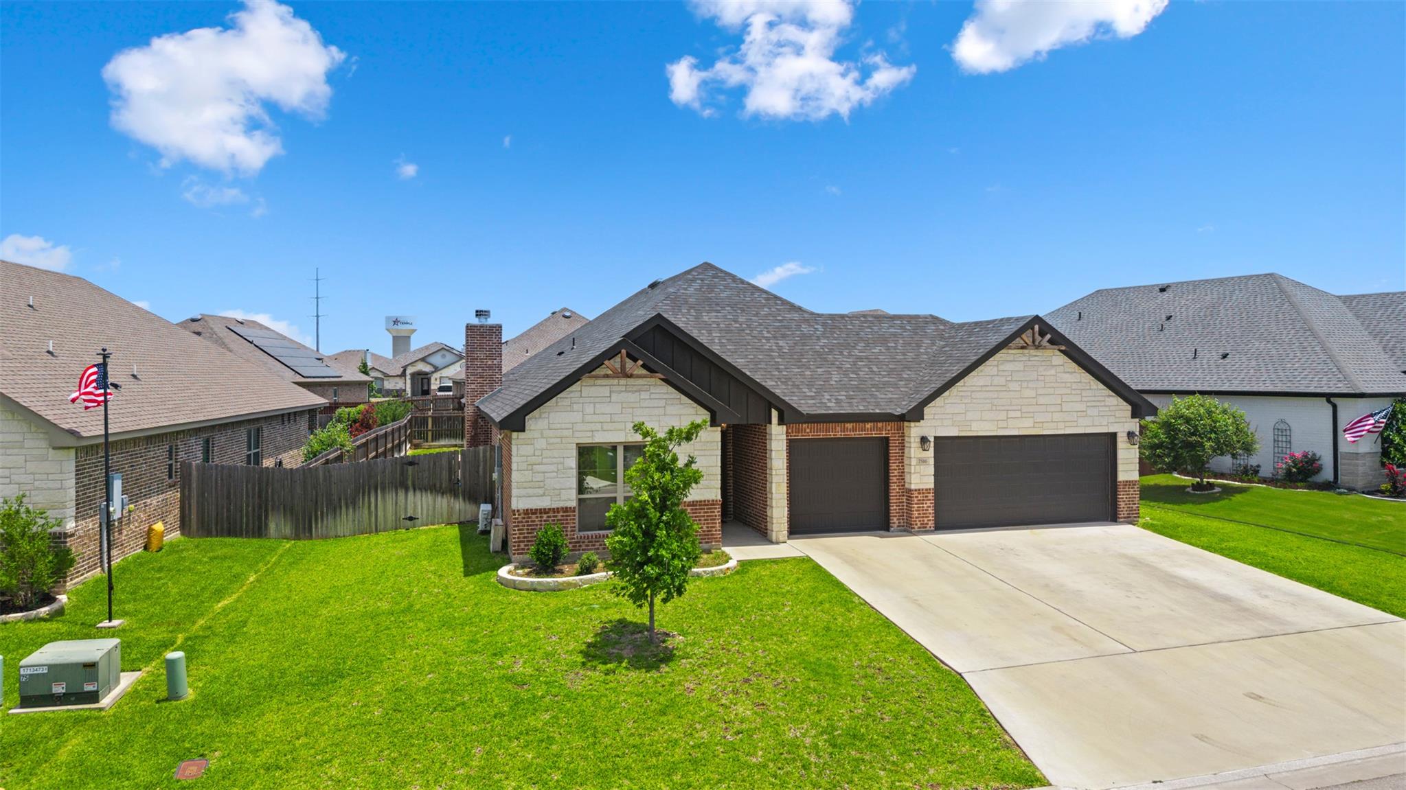 7516 Hardin DR