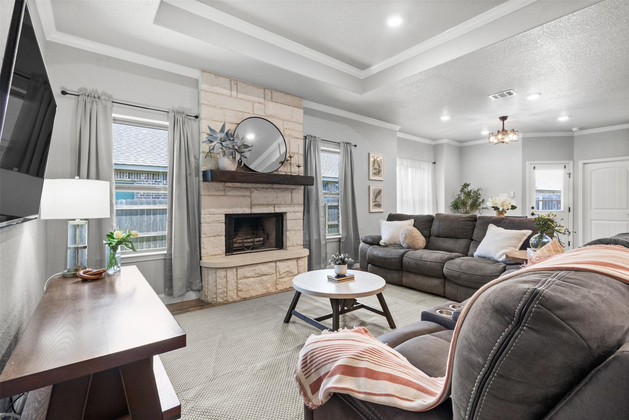 7516 Hardin DR