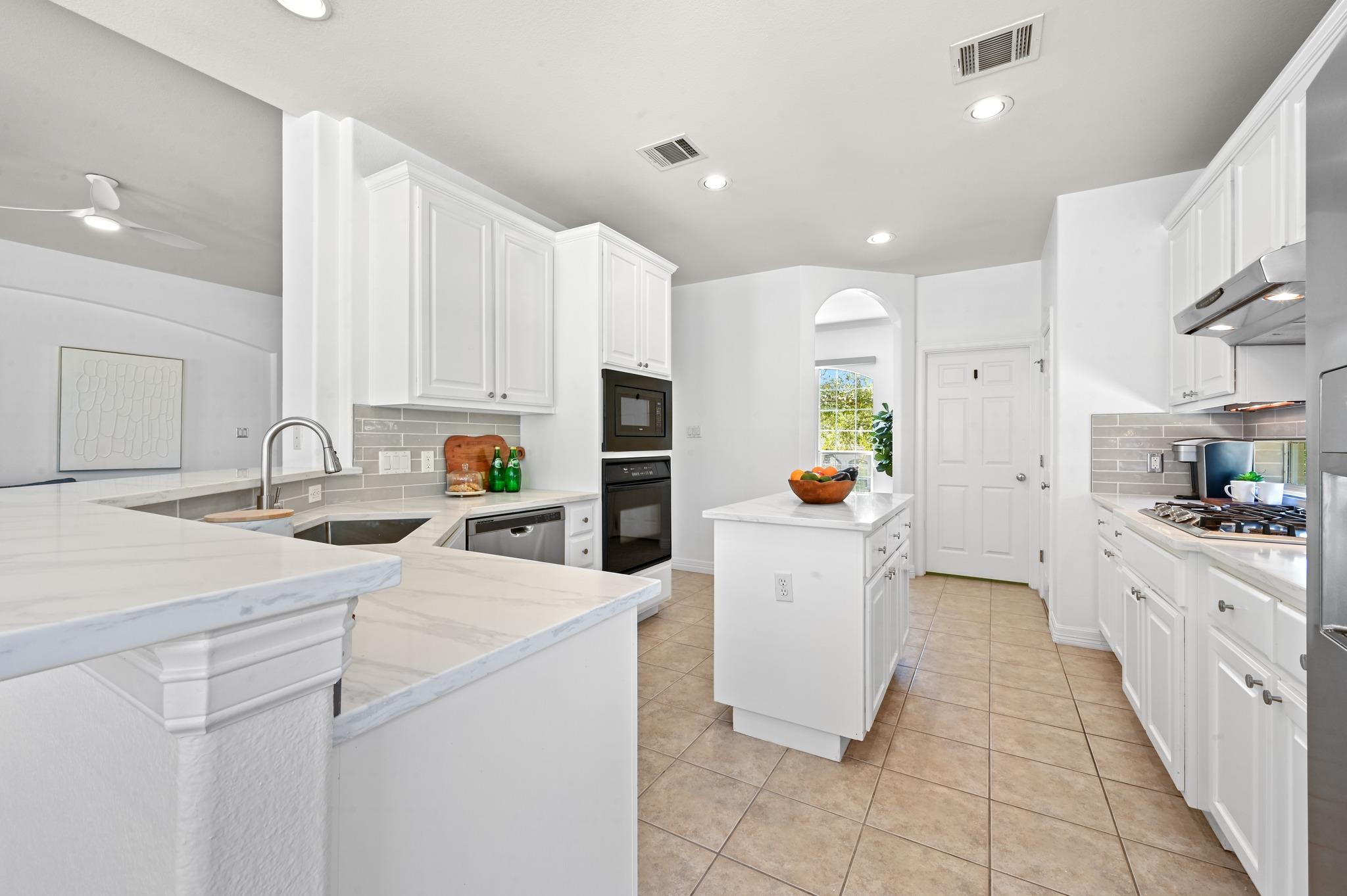 3125 Sun Drenched PATH