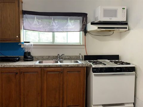 Tiny photo for 4811 SANTA ANNA ST, Austin, TX 78721 (MLS # 6485219)