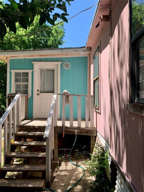 Tiny photo for 4811 SANTA ANNA ST, Austin, TX 78721 (MLS # 6485219)