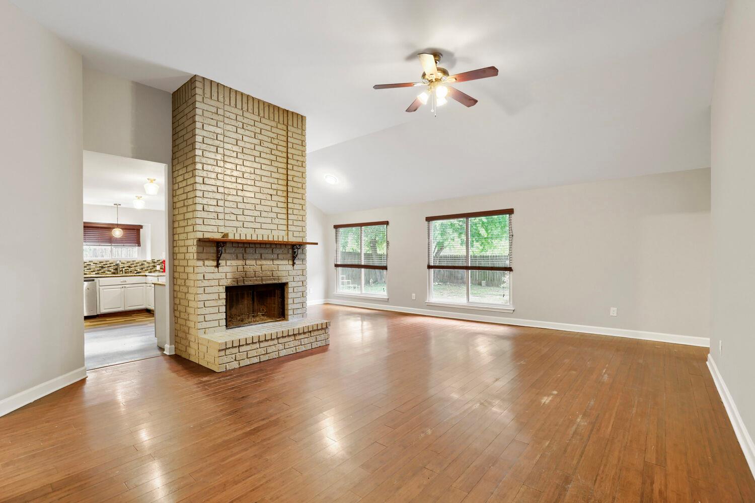 409 Kathleen LN