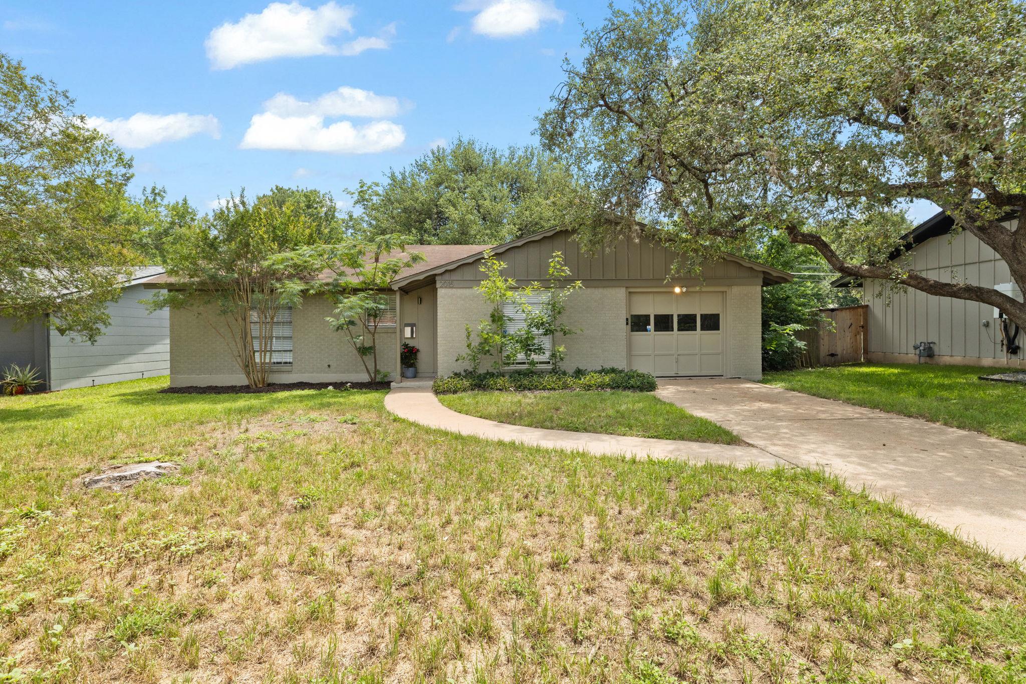 2015 Fair Oaks DR