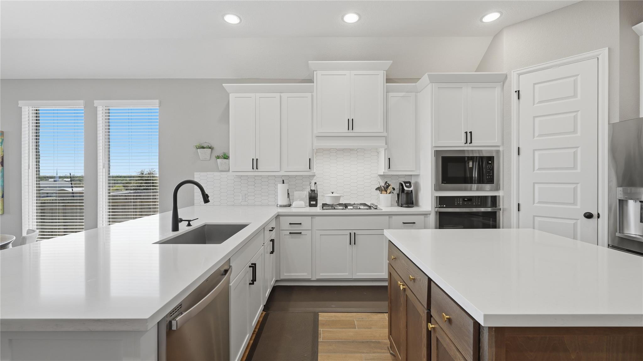 344 Carpenter Hill DR