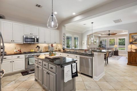 Tiny photo for 11712 Red Oak Valley LN, Austin, TX 78732 (MLS # 6403815)