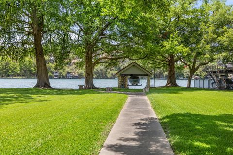 Photo of 3200 Rivercrest DR, Austin, TX 78746 (MLS # 6216782)