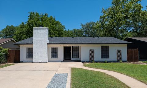 Photo of 4604 Brassiewood DR, Austin, TX 78744 (MLS # 5599672)