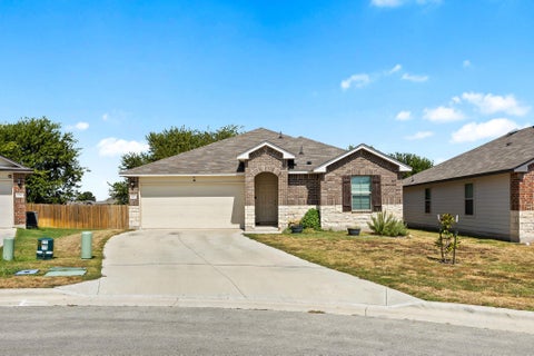 Photo of 603 Taggart TRL, Jarrell, TX 76537 (MLS # 7174817)