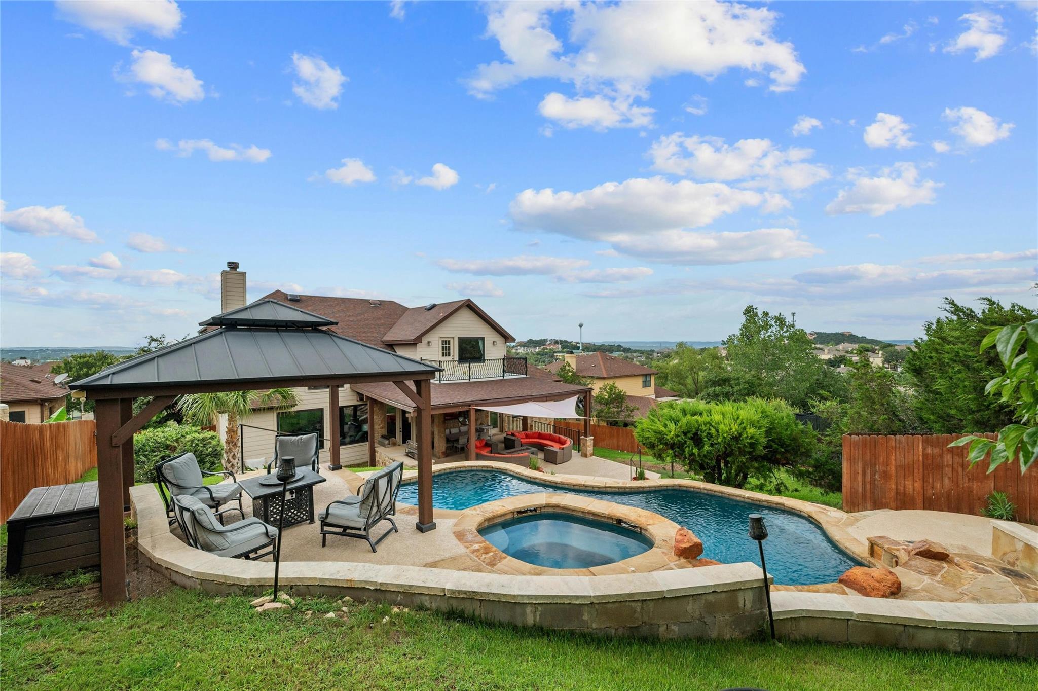 1207 Sledge DR
