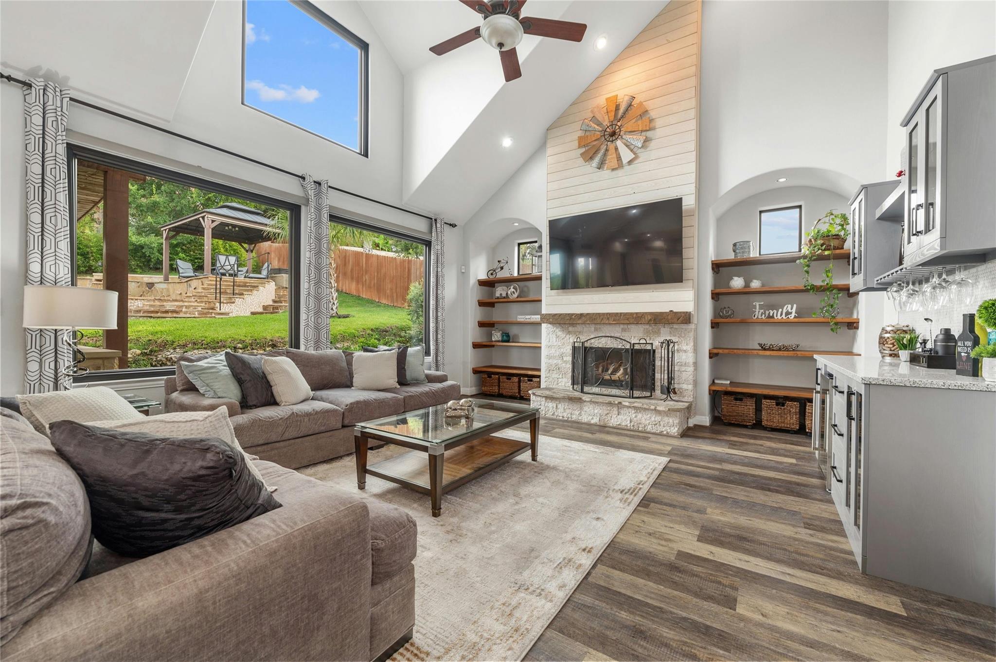 1207 Sledge DR