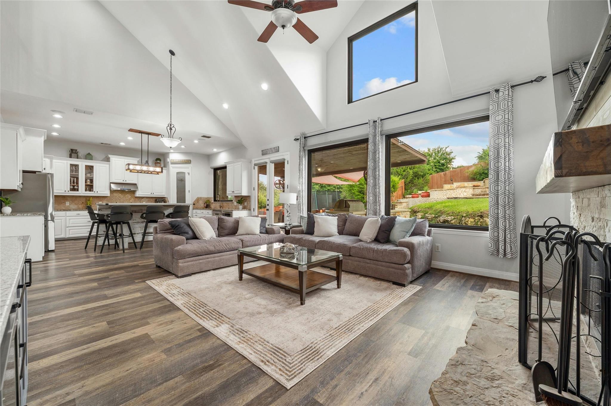 1207 Sledge DR