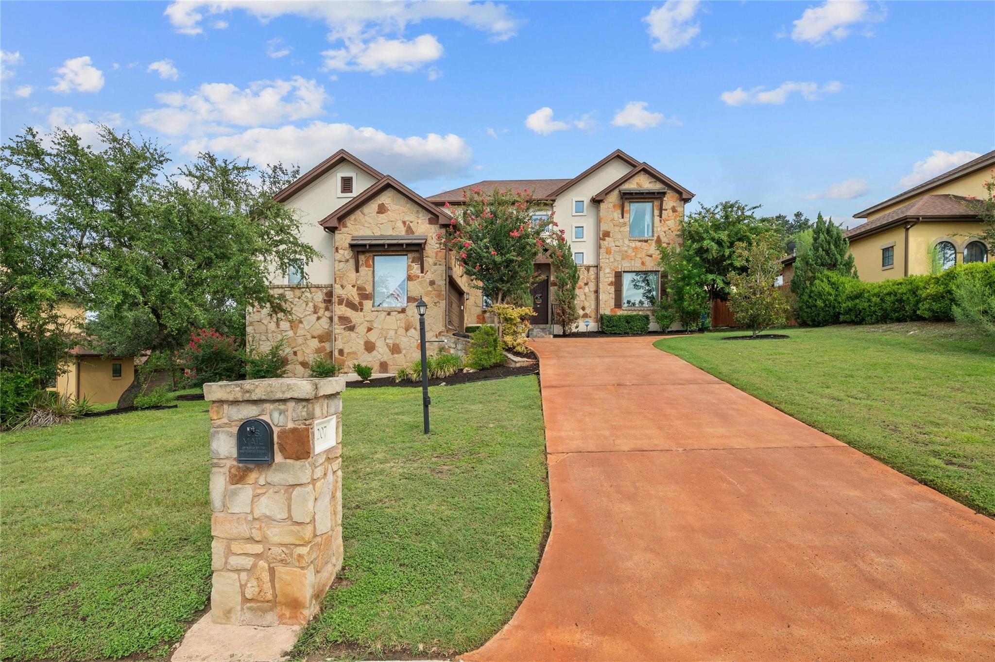 1207 Sledge DR