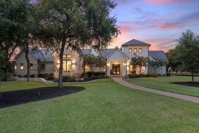2025 Running Creek DR Salado TX 76571