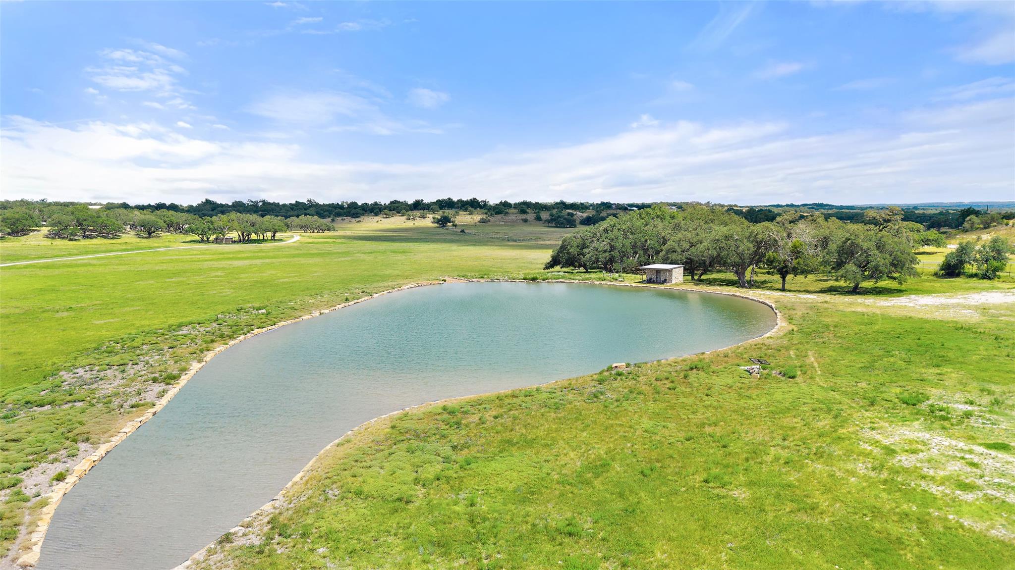 3758 N US Hwy 281