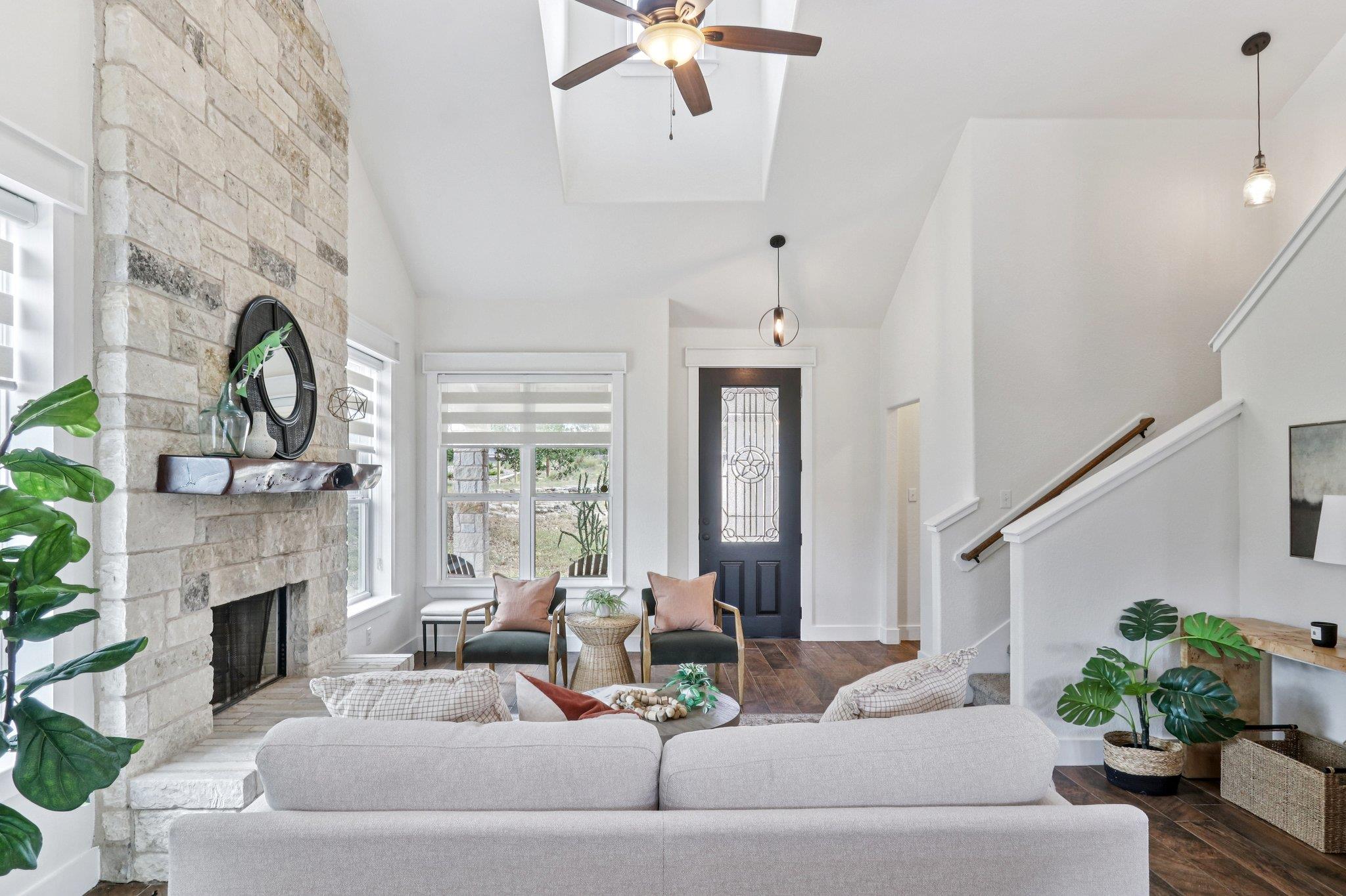 10602 Creekwood CIR