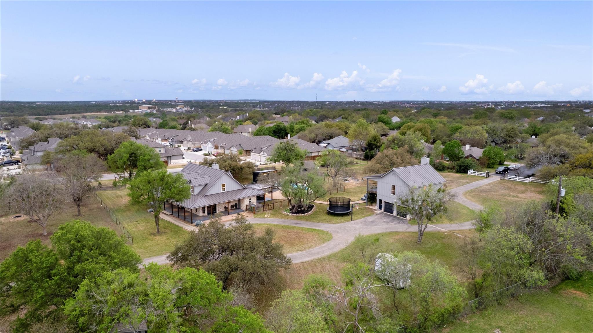 128 Pecan Vista LN