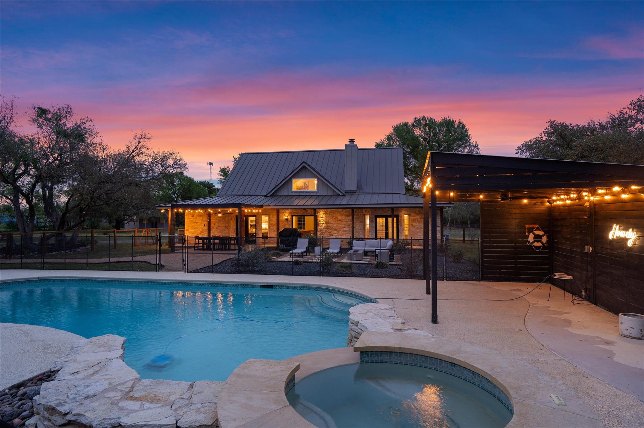 128 Pecan Vista LN