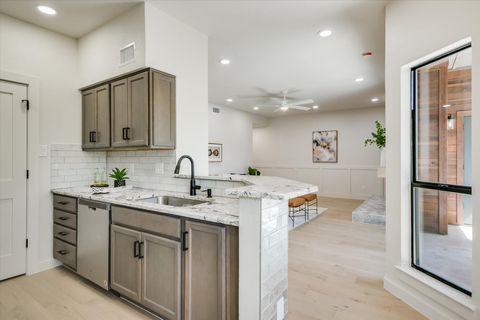 Tiny photo for 4711 Spicewood Springs RD #172, Austin, TX 78759 (MLS # 8999835)