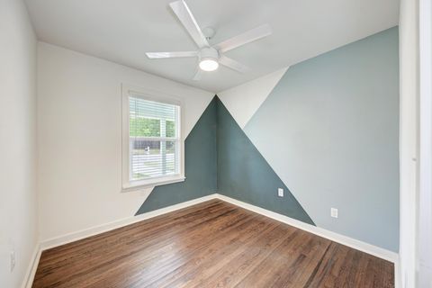 Tiny photo for 1703 Hillcrest LN, Austin, TX 78721 (MLS # 8736583)
