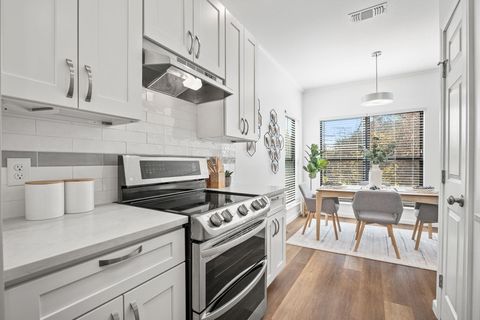 Tiny photo for 6501 Columbia Oaks CT #D8, Austin, TX 78759 (MLS # 5105471)